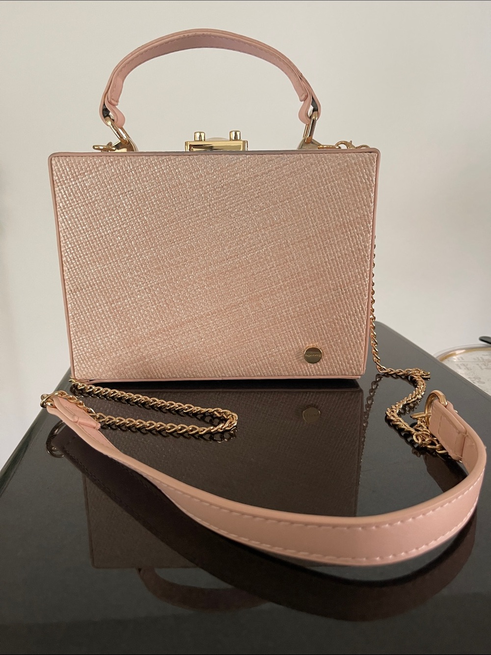 Elegant Blush Pink Structured Top-Handle Women's Bag